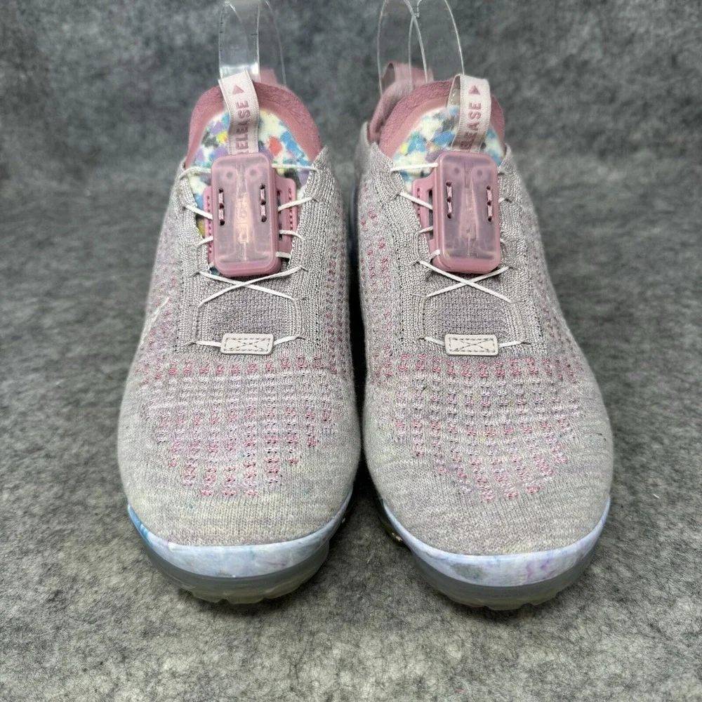 Nike‎ Air VaporMax Flyknit Shoes Womens Size 7.5 Pink Athletic Trainers Sneakers